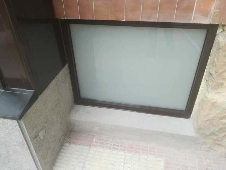 Ascensor desde el exterior