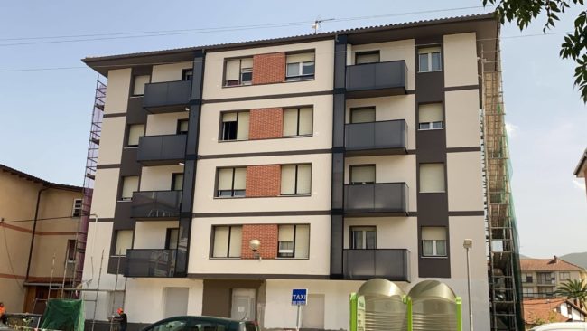 Barandillas obra en Busturia